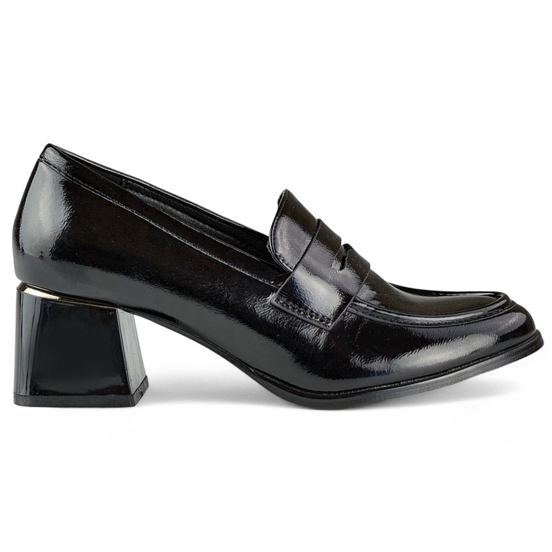 Zapatos negros charol con tacón bajo y cómodo, elegantes zapatos de tacón beige.