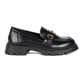 Mocasines de mujer elegantes negros.