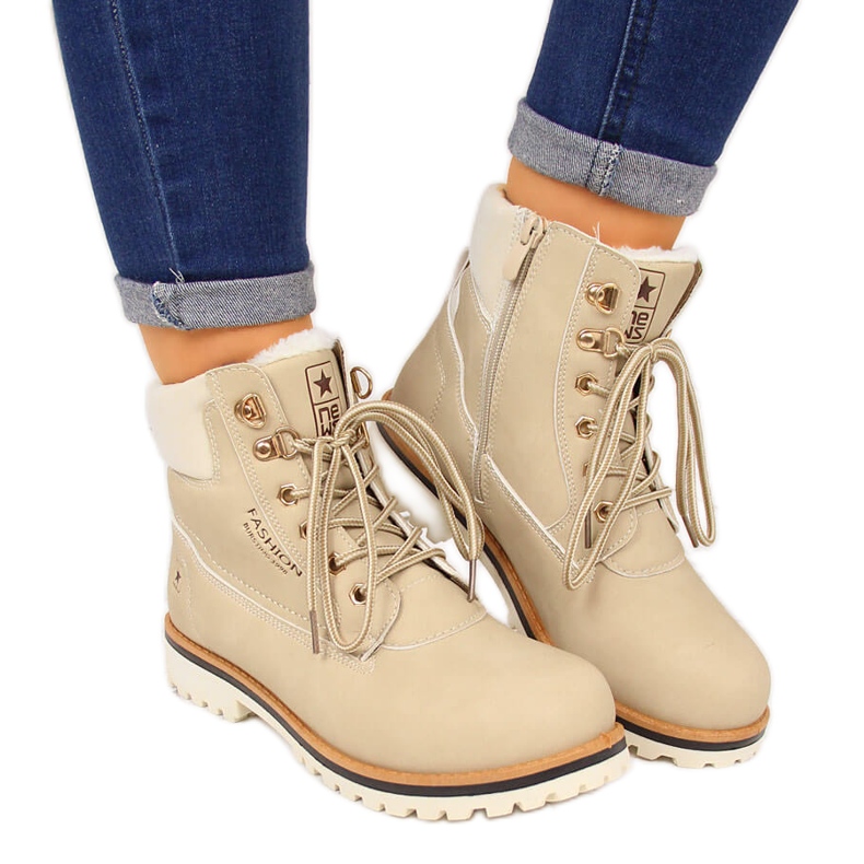 News Botas aislantes de mujer, beige NOTICIAS