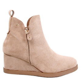 Botines cuña Paxten de ante caqui beige