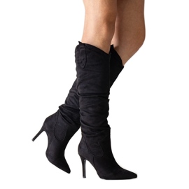 Botas Aine tacón negro con volantes