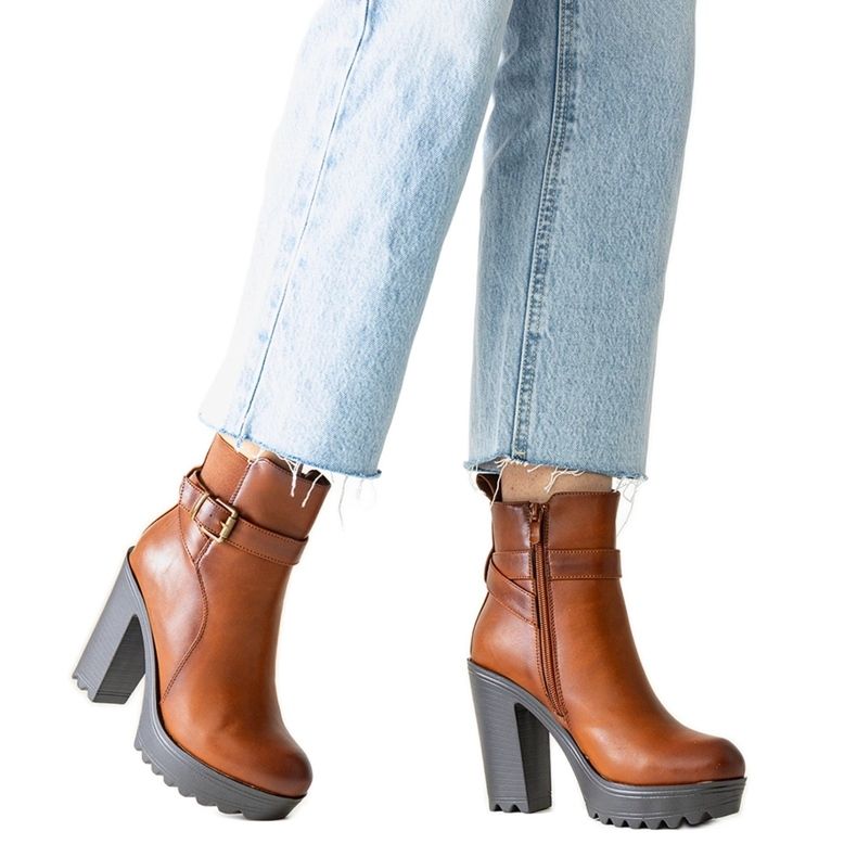 Botines de tacón marrones de Lubena marrón Botines de tacón marrones de Lubena marrón