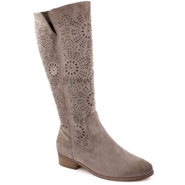 Botas de mujer caladas con aislamiento de ante caqui Potocki 12522 beige