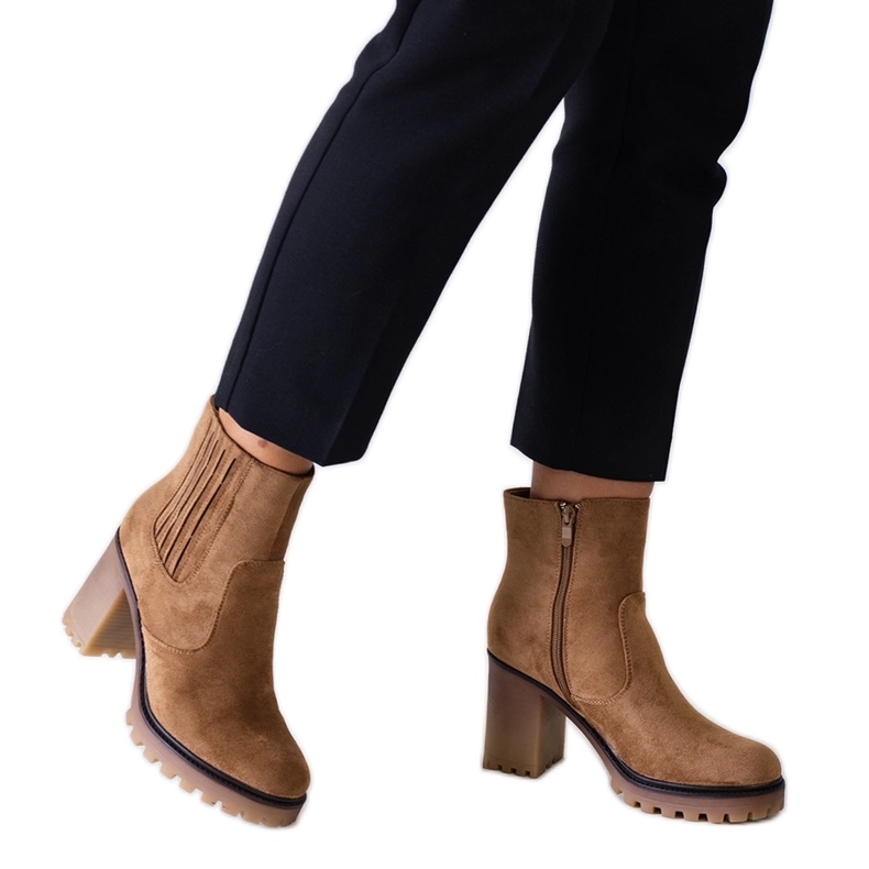 Botas marrones con tacón alto macizo, ante ecológico Dunyana marrón