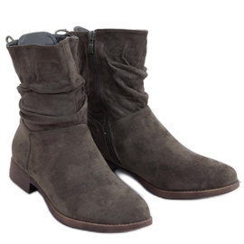 Botas planas de ante verde