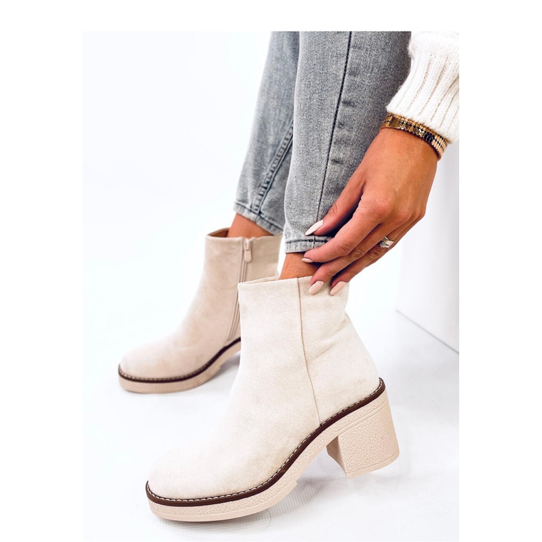 Botines de ante con tacón ancho Eliza Beige - Inello