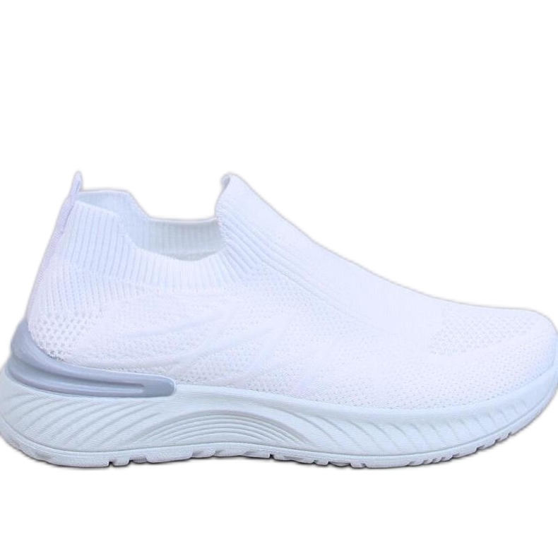 Zapatillas deportivas tipo calcetín blanco.