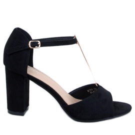 Sandalias de tacón con adorno dorado Ferdi Negro - Inello Sandalias de tacón con adorno dorado Ferdi Negro - Inello