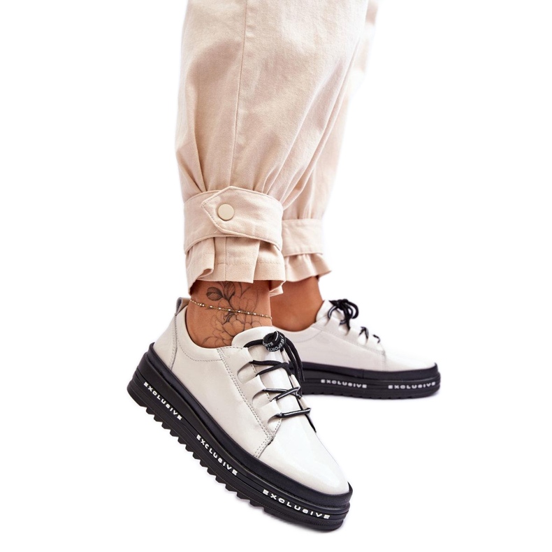 Step in style Zapatillas Deportivas Modelo S.Barski LR592B Beige - Pisa con estilo Step in style Zapatillas Deportivas Modelo S.Barski LR592B Beige - Pisa con estilo