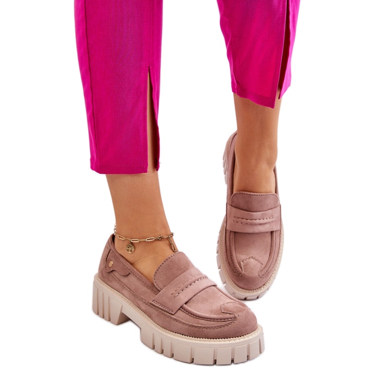 Zapatos de mujer con ribete en Marrón Claro. beige Zapatos de mujer con ribete en Marrón Claro. beige