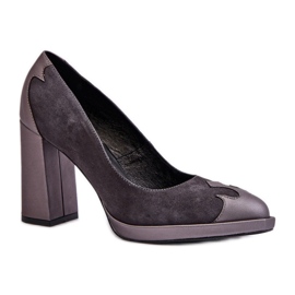 Laura Messi Salón gris tacón alto