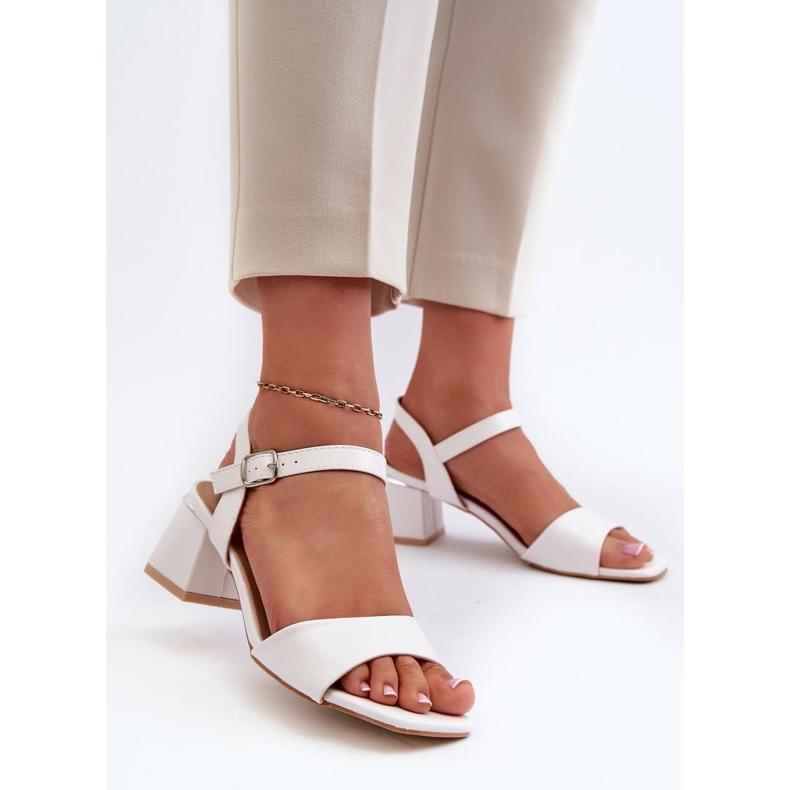 Step in style Sandalias Modelo Leisha LT33-10 Blanco - Pisa con estilo