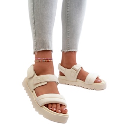 Step in style Sandalias Modelo Big Star NN274751 Beige - Pisa con estilo