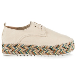 Vices Brogues beige en la plataforma