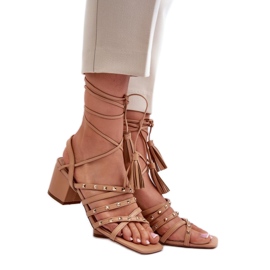 Sandalias tiras camel beige