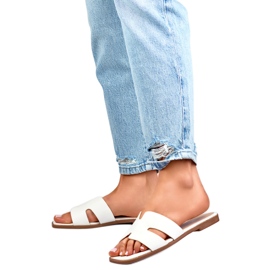 Sandalia Chanclas Modelo MTBL06W Blanco