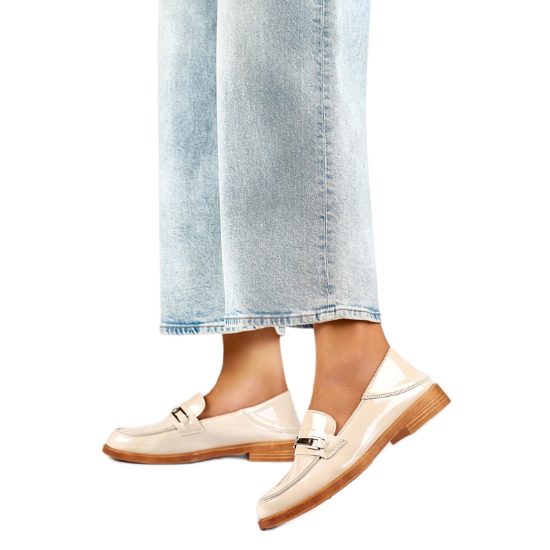 Zapatos de mujer con decoración 24-58233BE beige