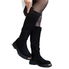 Botas negras con acabado metálico de Guillora negro