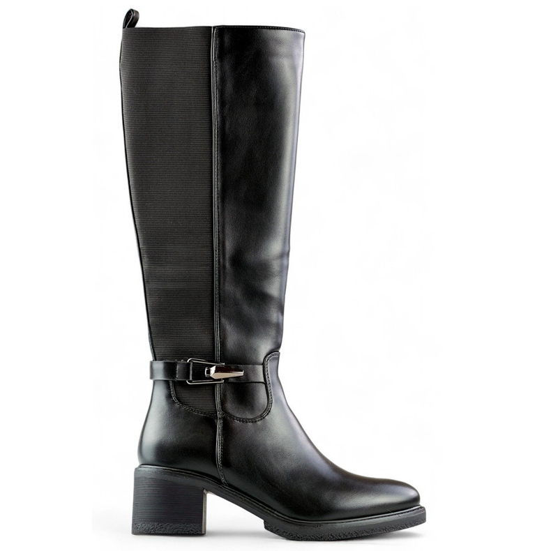 Botas de invierno negras, de tacón bajo y con aislamiento. negro