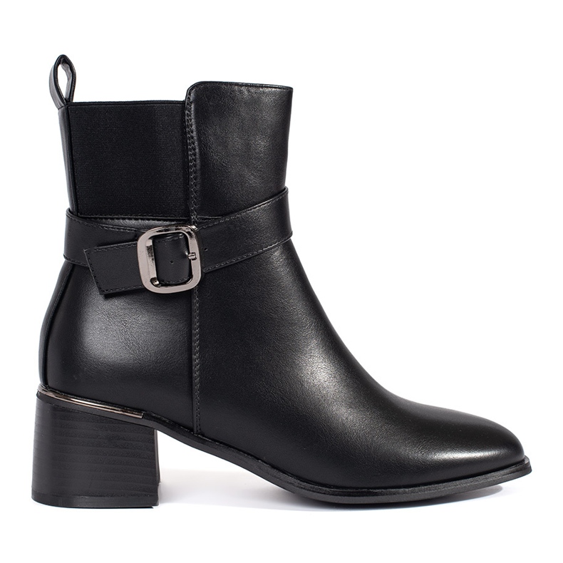 Botines negros de mujer con hebilla.