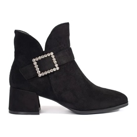 Botines de mujer de ante negro con hebilla plateada