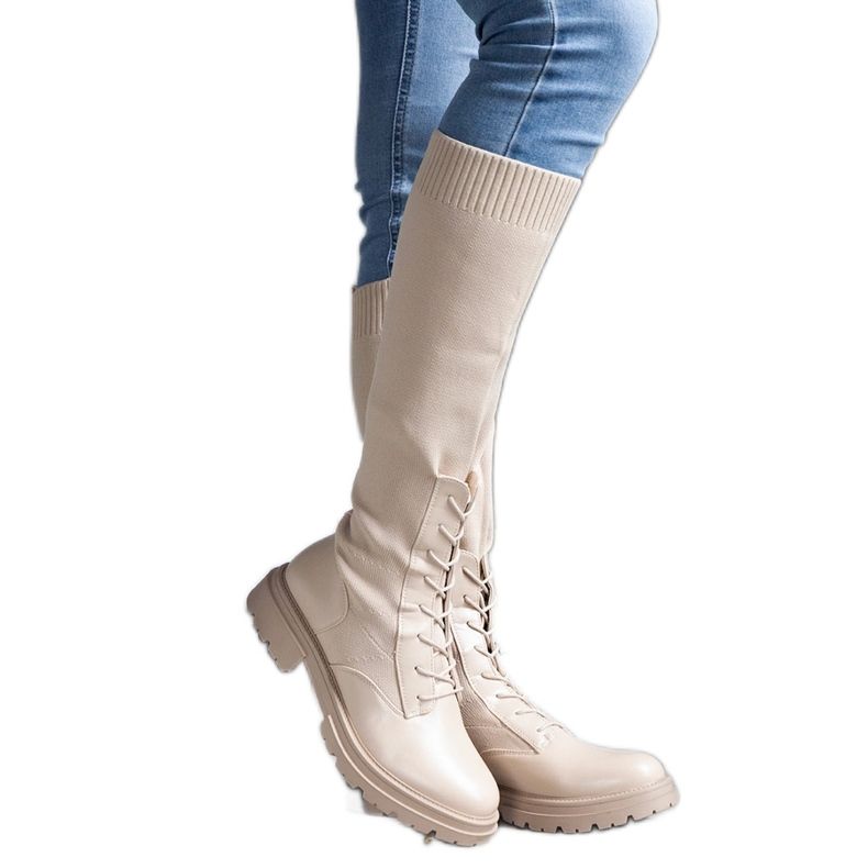 Botas sin cordones beige con parte superior de material flexible de Luana