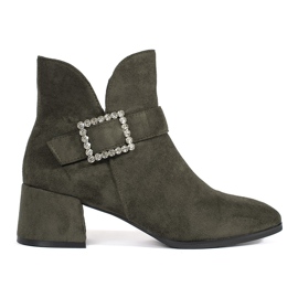 Botines de mujer de ante verde oscuro con hebilla plateada
