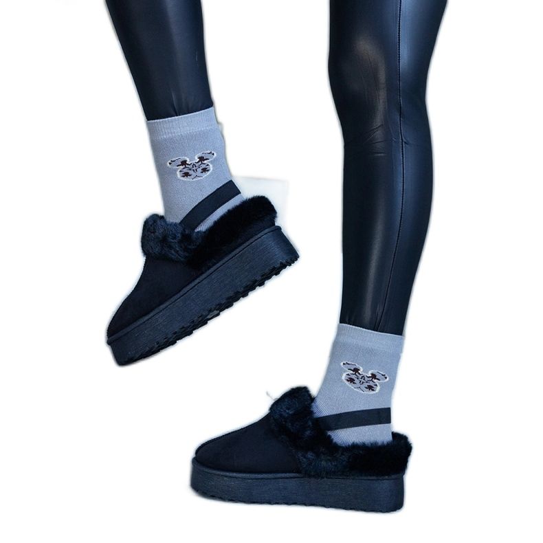 Zapatillas de plataforma negras decoradas con pelo y con goma elástica en el talón, Frank negro
