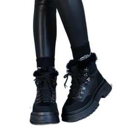 Botas de plataforma masivas negras con pelo de Estrada negro