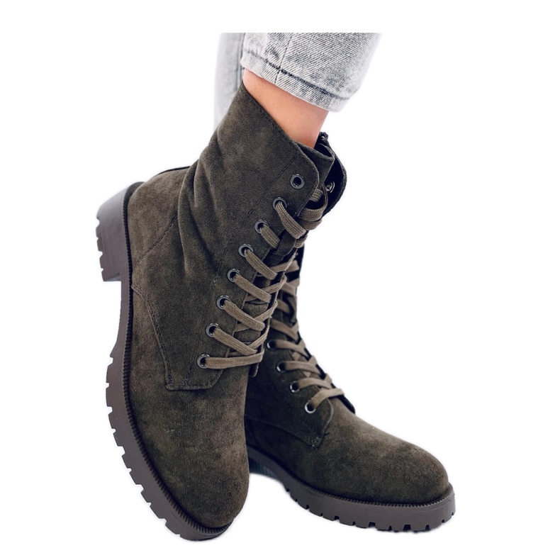 Trabajadores con cordones verdes