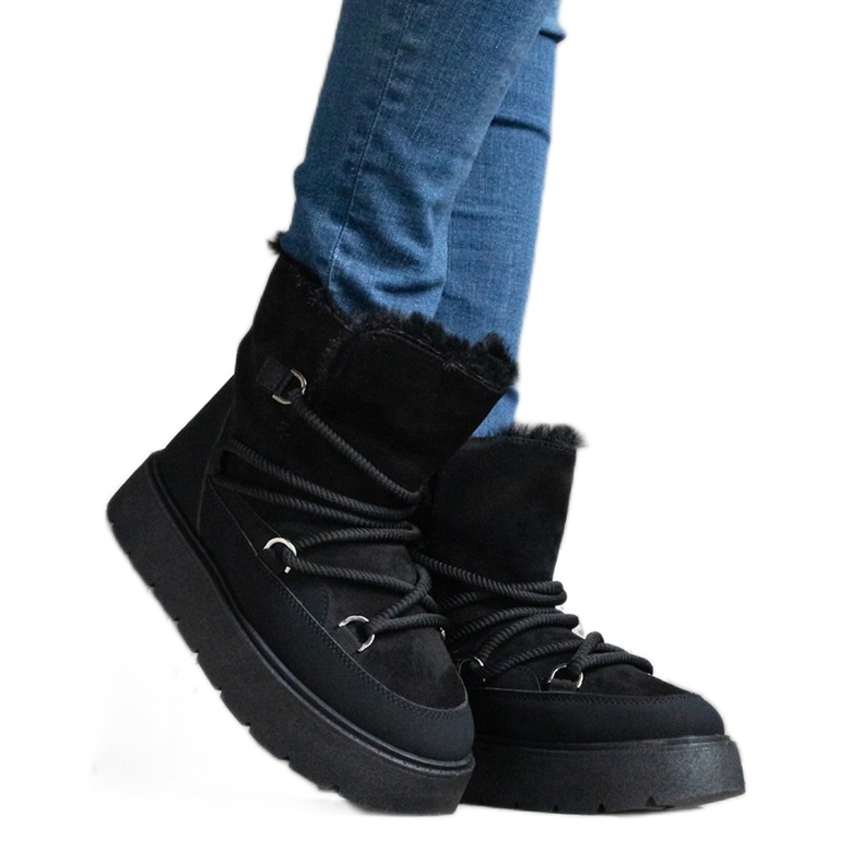 Botas de nieve de mujer con plataforma y forro de pelo en color negro