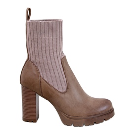 Botín caqui tacón beige