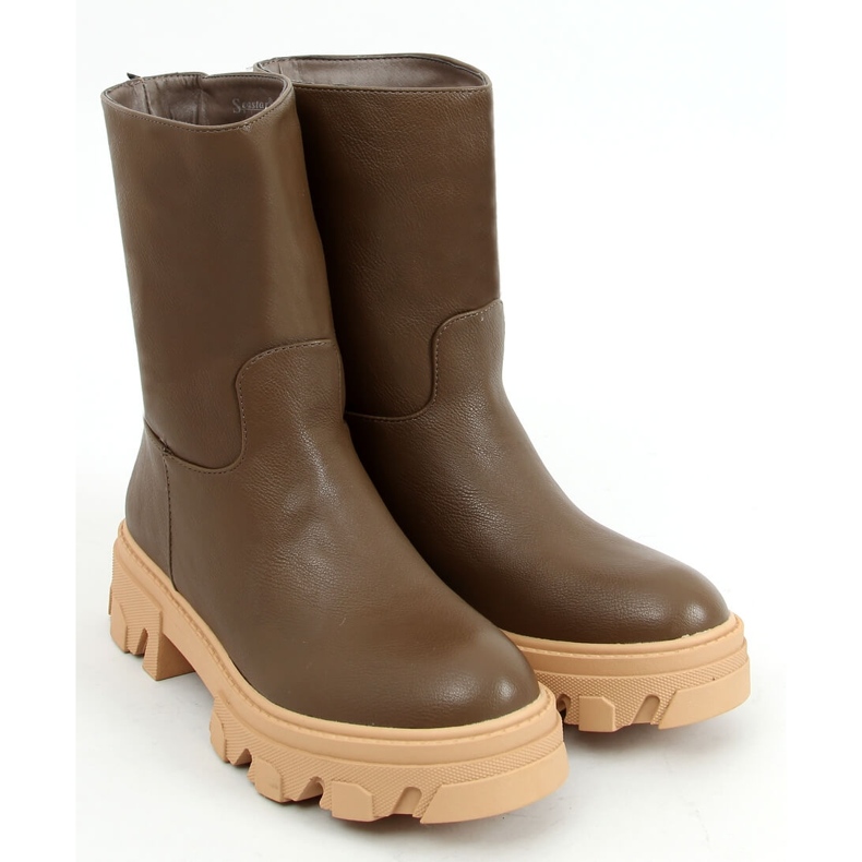 Botas de mujer con pala recta Verde Botas de mujer con pala recta Verde