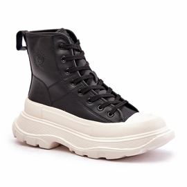 Zapatillas de deporte de cuero con aislamiento en una plataforma enorme Big Star OO274A599 Negro