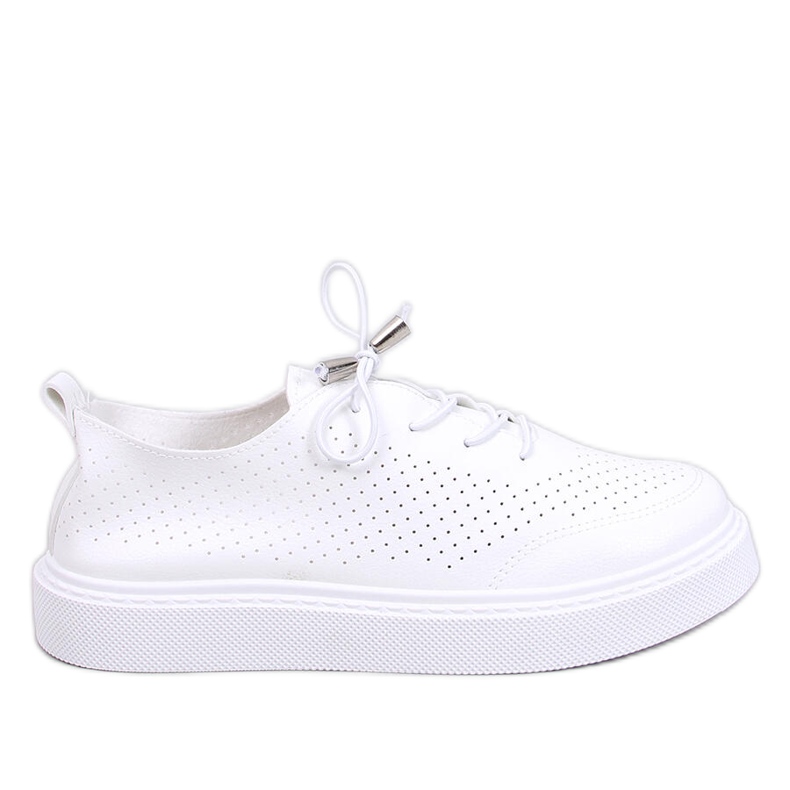 Zapatillas blancas caladas confeccionadas en ecopiel. blanco