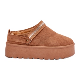Botas de nieve con bordado decorativo camel. marrón