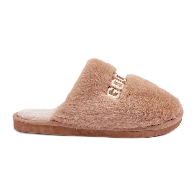 Zapatillas de mujer con pelo y inscripción. beige Zapatillas de mujer con pelo y inscripción. beige