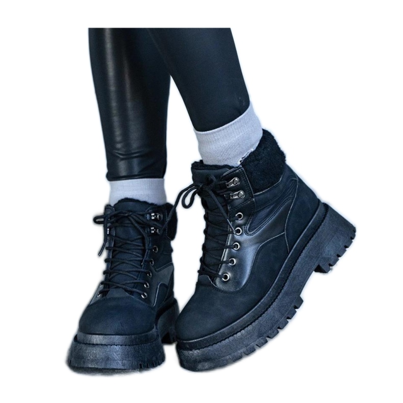 Zapatillas negras con suela gruesa y pelo de Best - Solea negro