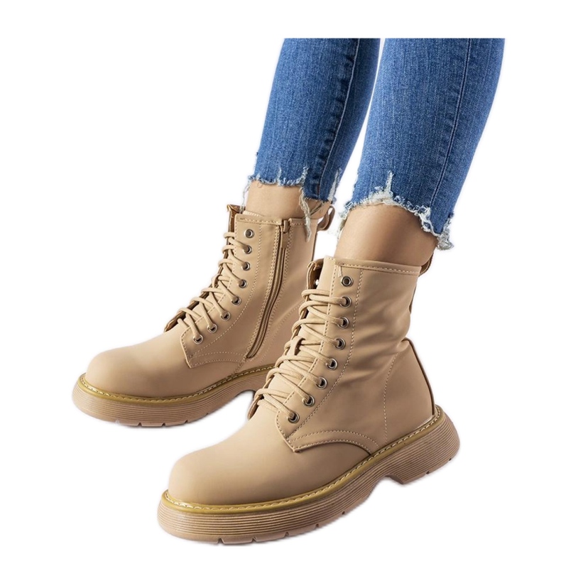 Botas clásicas beige oscuro de Benvenuto - Solea