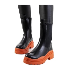 Botines negros con suela naranja Nester - Solea