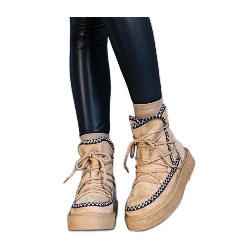 Botas de nieve beige con cordones y plataforma decoradas con bordado Mckenzie - Solea