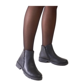 Botines negros con inserciones metálicas, ecopiel Branda - Solea