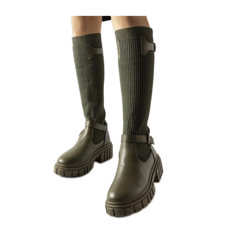 Botas verdes con parte superior flexible
