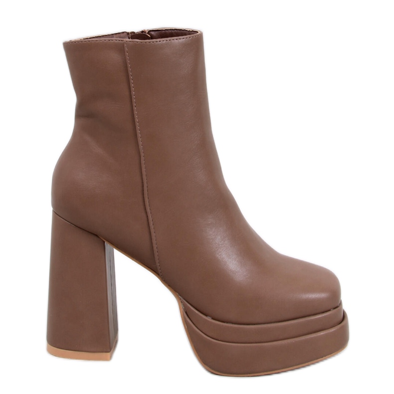 Botas cómodas con plataforma color caqui marrón