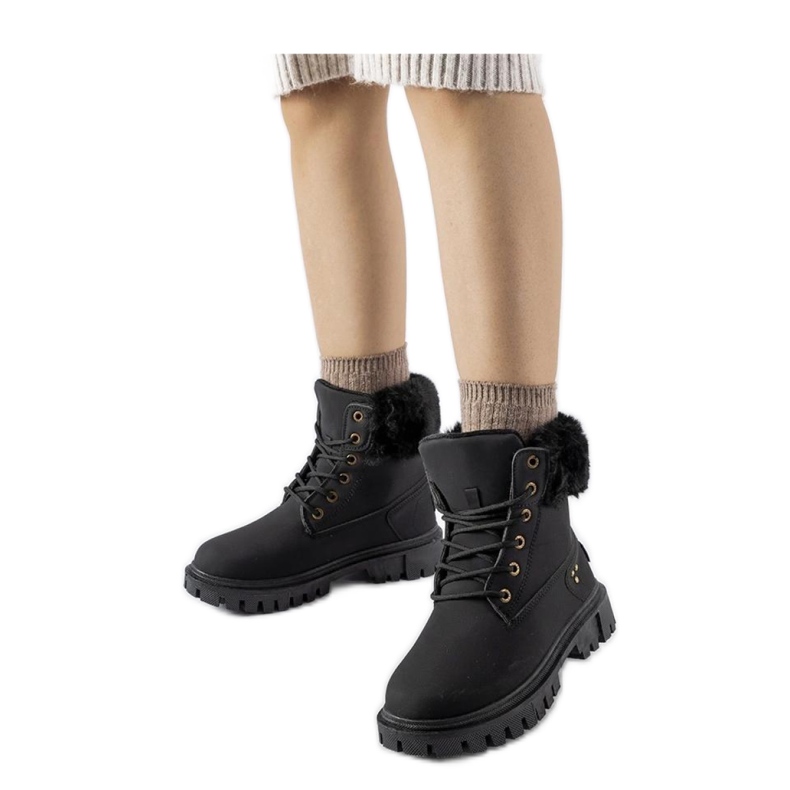 Botas negras con pelo decorativo. negro Botas negras con pelo decorativo. negro