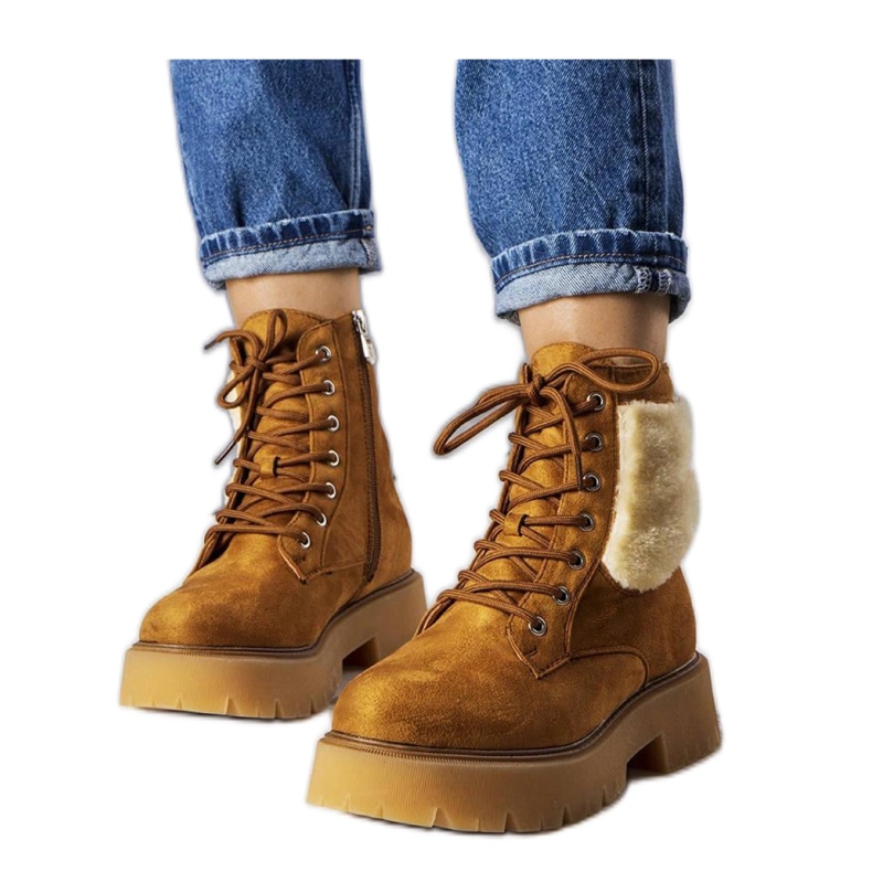 Botas aislantes marrones con pelo marrón Botas aislantes marrones con pelo marrón