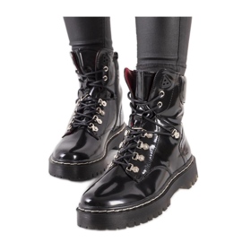 Botas de charol negras negro