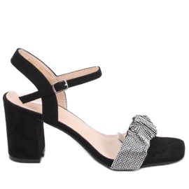 Sandalias negras tacón ancho negro