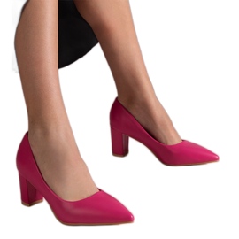 Bombas rosas en el pilar.