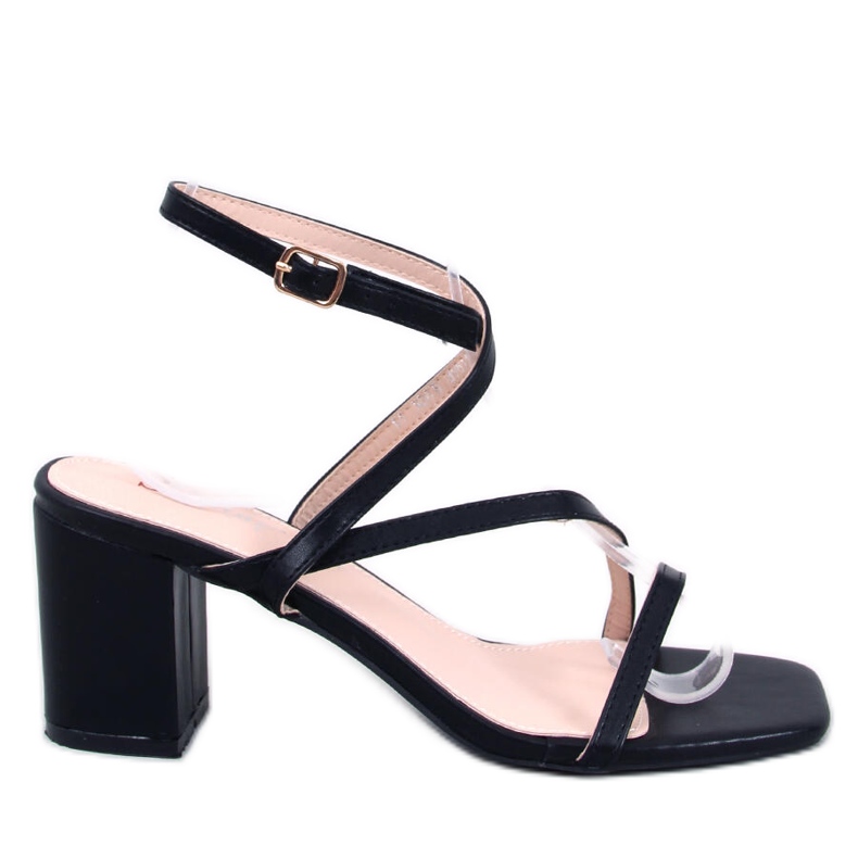 Sandalias negras de tacón negro Sandalias negras de tacón negro